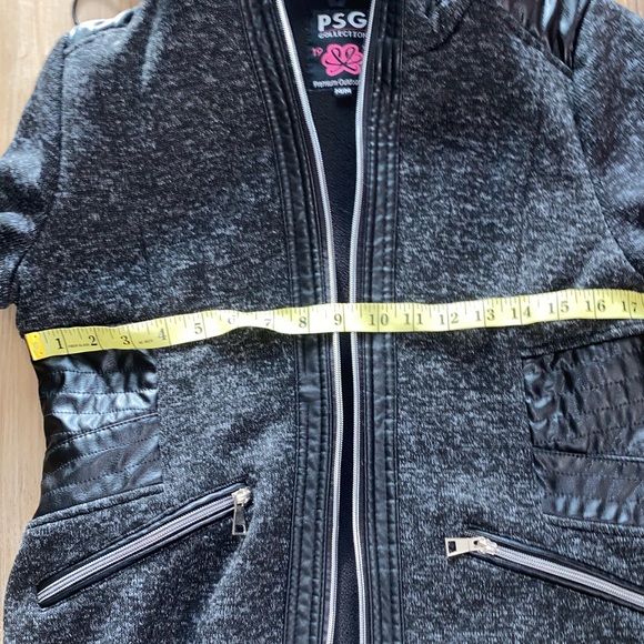 🙌🤩Canadian Premium Outdoor Gear Black & Gray Long Stylish Coat - Picture 5 of 7